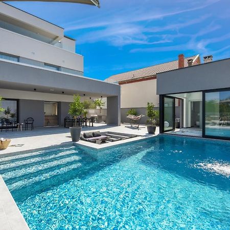 Villa Omnia 扎达尔 外观 照片