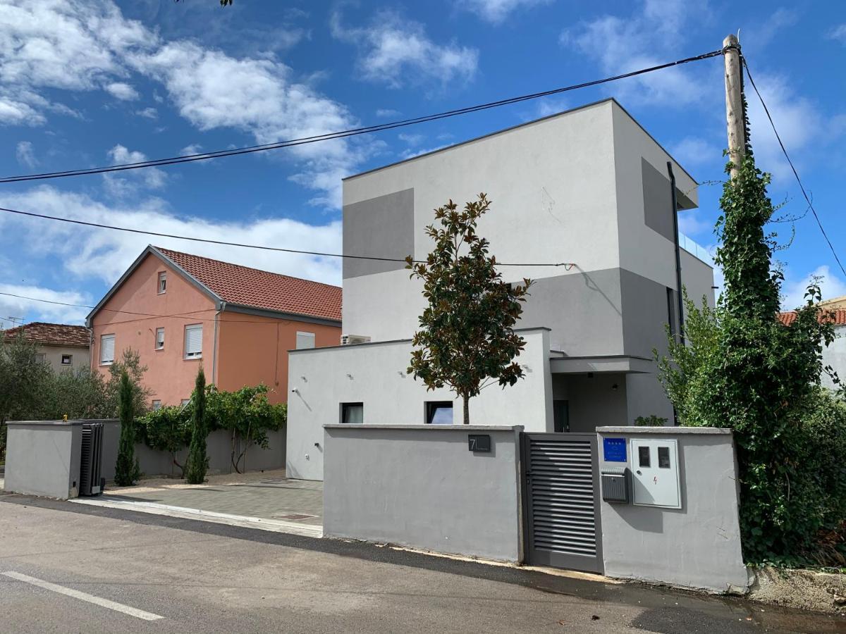 Villa Omnia 扎达尔 外观 照片