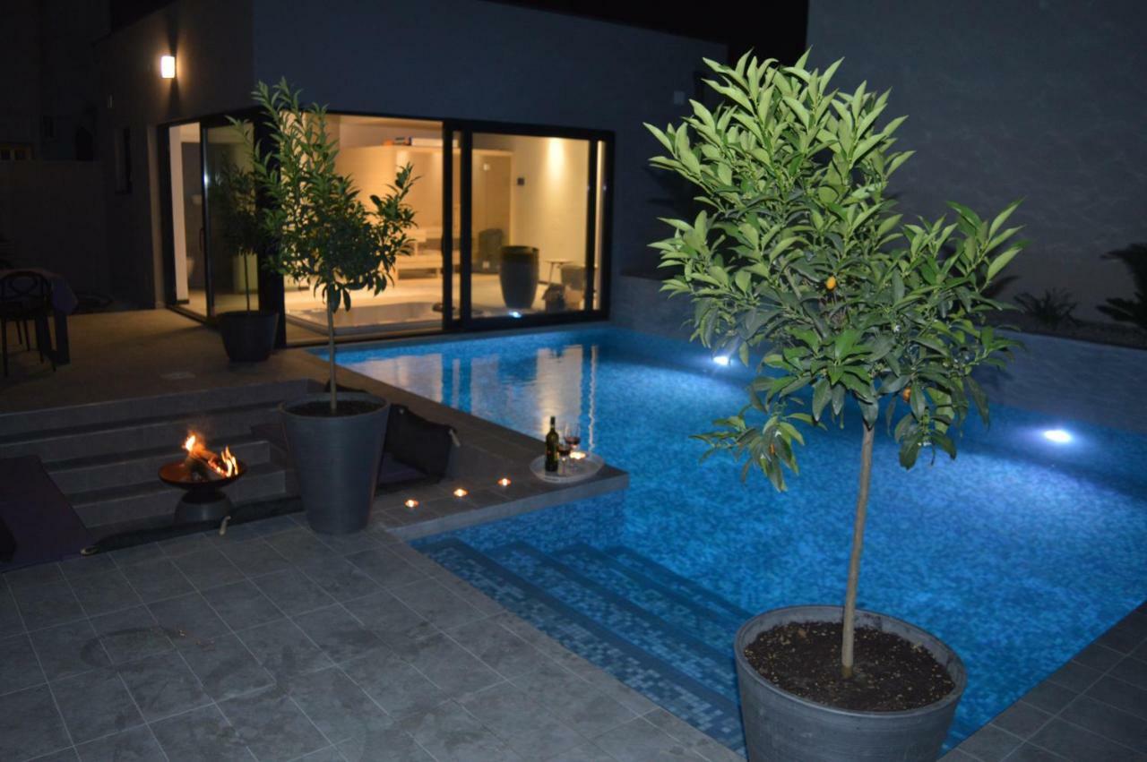 Villa Omnia 扎达尔 外观 照片