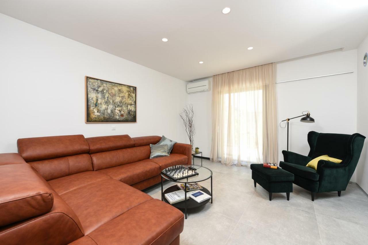 Villa Omnia 扎达尔 外观 照片