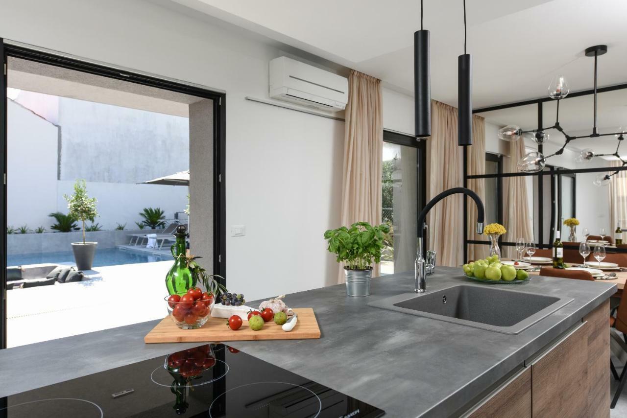 Villa Omnia 扎达尔 外观 照片