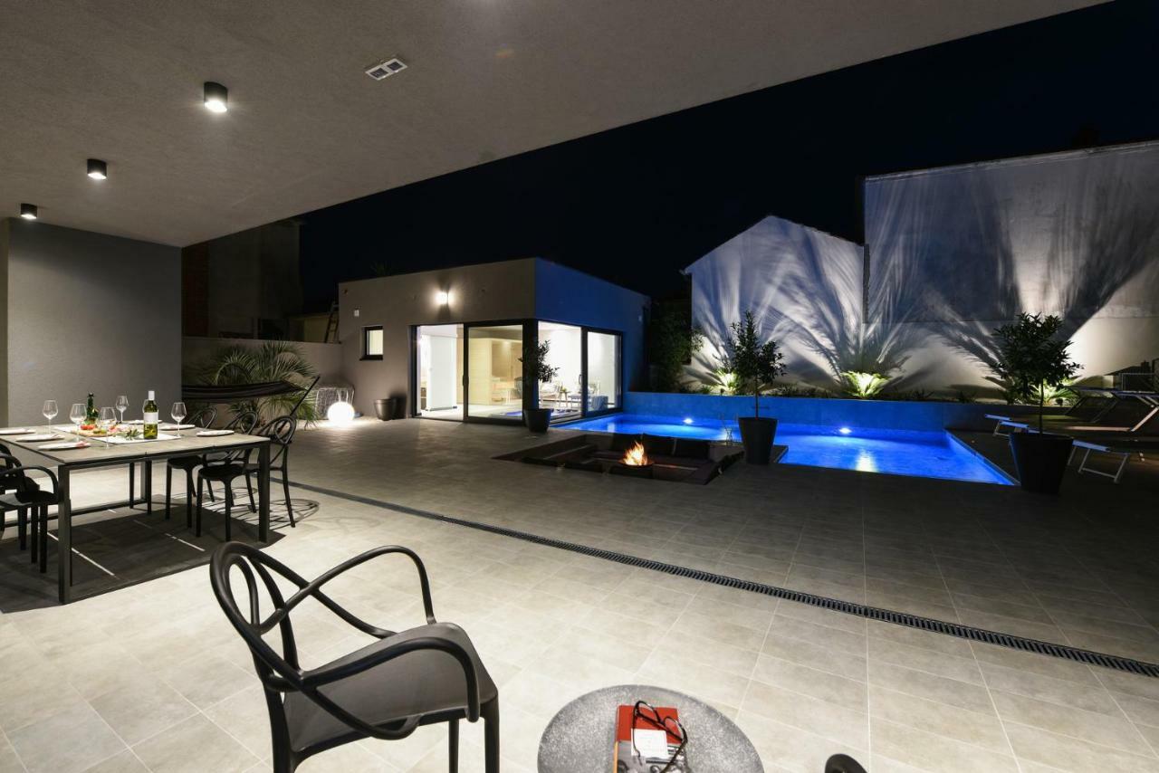 Villa Omnia 扎达尔 外观 照片